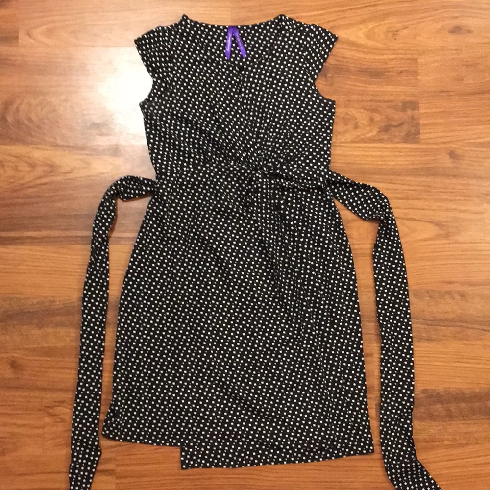 Seraphine Maternity Wrap Dress, US size 6